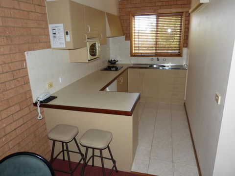 Blue Whale Motor Inn & Apartments - Accommodation VIC 25