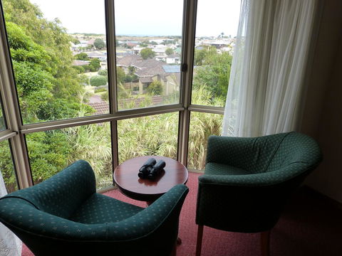 Blue Whale Motor Inn & Apartments - Accommodation VIC 16