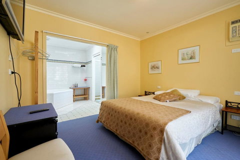 Cottages For Two - Accommodation VIC 9