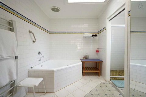 Cottages For Two - Accommodation VIC 14