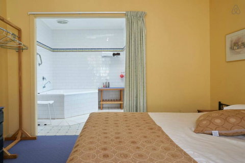 Cottages For Two - Accommodation VIC 8