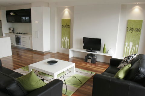 104 On Merri Apartments - Accommodation VIC 9