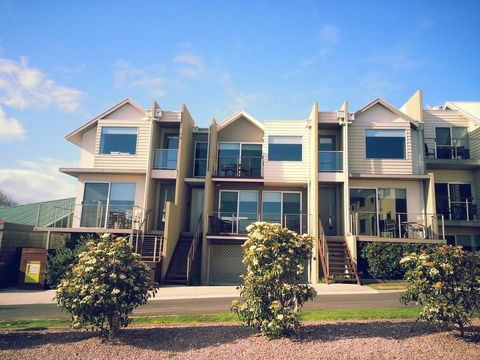 104 On Merri Apartments - Accommodation VIC 11