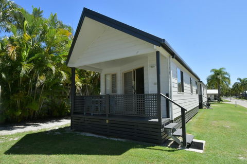 BIG4 Breeze Holiday Parks - Rainbow Beach - Accommodation VIC 6
