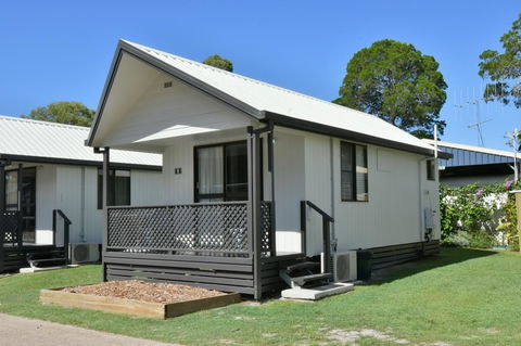 BIG4 Breeze Holiday Parks - Rainbow Beach - Accommodation VIC 9