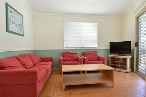 BIG4 Breeze Holiday Parks - Rainbow Beach - Accommodation VIC 1