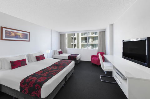 Ramada By Wyndham Marcoola Beach - Accommodation VIC 12