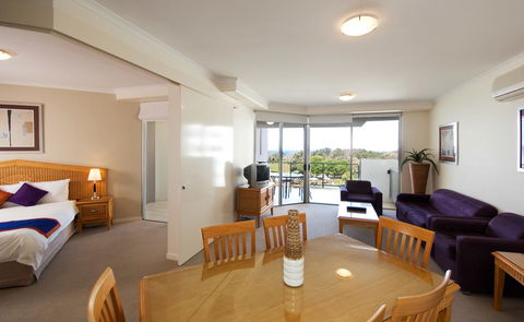 Ramada By Wyndham Marcoola Beach - Accommodation VIC 30