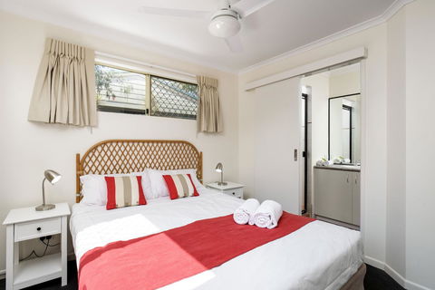 Rainbow Getaway Holiday Apartments - Accommodation VIC 5