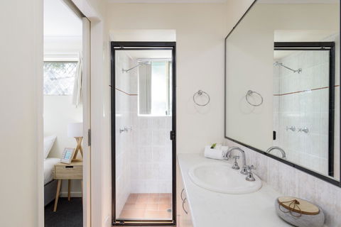 Rainbow Getaway Holiday Apartments - Accommodation VIC 8