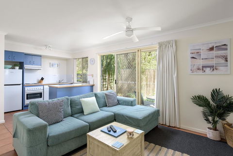 Rainbow Getaway Holiday Apartments - Accommodation VIC 10