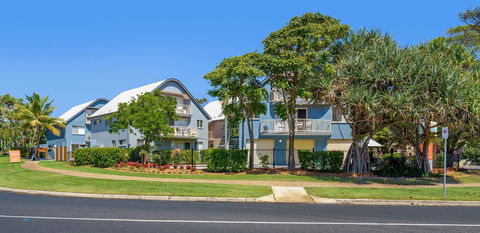 Rainbow Getaway Holiday Apartments - Accommodation VIC 19