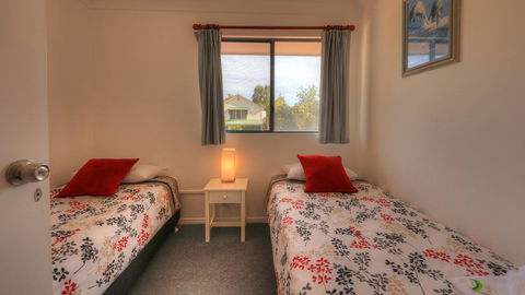 Dolphin Waters - Accommodation VIC 6