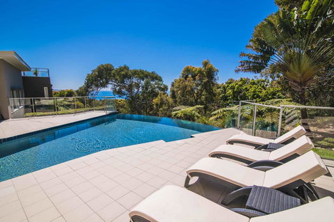 Rainbow Ocean Palms Resort - Accommodation VIC 4