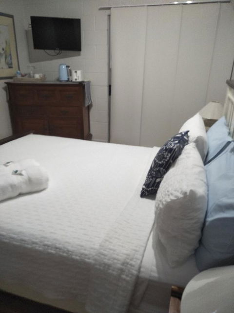 Salty Vibes Retreat - Accommodation VIC 4