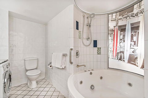 Mantra Mooloolaba Beach - Accommodation VIC 6
