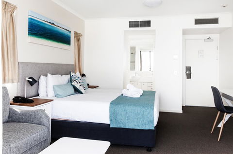 Ocean Views Resort Caloundra - Accommodation VIC 27