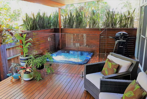 Pandanus Spa Cottage - Accommodation VIC 0