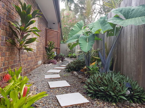Pandanus Spa Cottage - Accommodation VIC 7