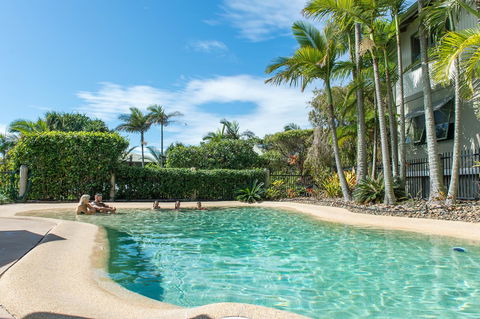 The Retreat Beach Houses - Accommodation VIC 2