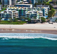 Rolling Surf Resort - Accommodation VIC