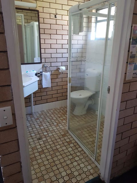 Twin Pines Motel - Accommodation VIC 1