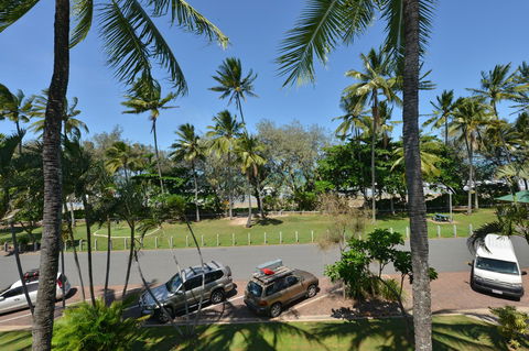 Seascape Holidays At Beachfront Terraces - Accommodation VIC 28
