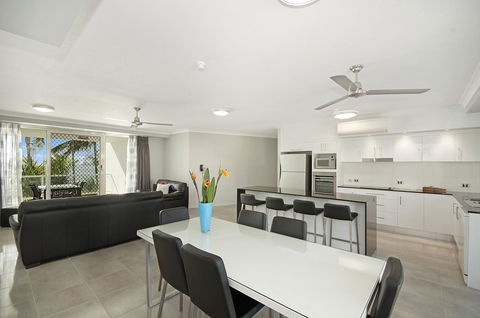 Mariners North Holiday Apartments - Accommodation VIC 40