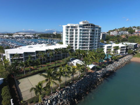 Mariners North Holiday Apartments - Accommodation VIC 10