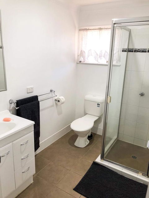 Picnic Point Villas - Accommodation VIC 8