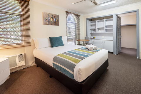 The Beach Motel Hervey Bay - Accommodation VIC 17