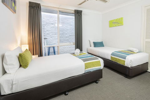 The Beach Motel Hervey Bay - Accommodation VIC 24