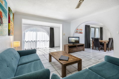 The Beach Motel Hervey Bay - Accommodation VIC 23