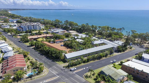 The Beach Motel Hervey Bay - Accommodation VIC 40