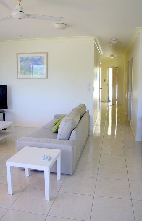 Magnetic Sunsets Resort - Accommodation VIC 5