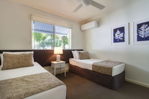 The White House Port Douglas - Accommodation VIC 37