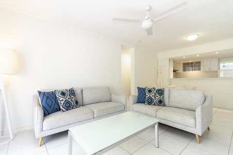 The White House Port Douglas - Accommodation VIC 29