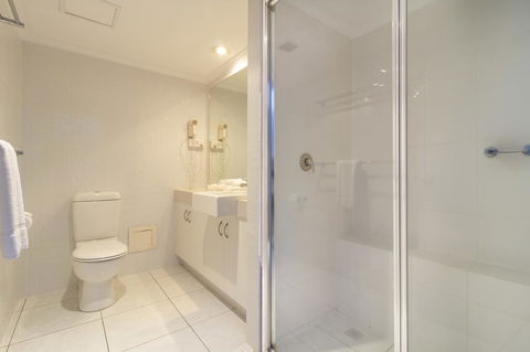 The White House Port Douglas - Accommodation VIC 21