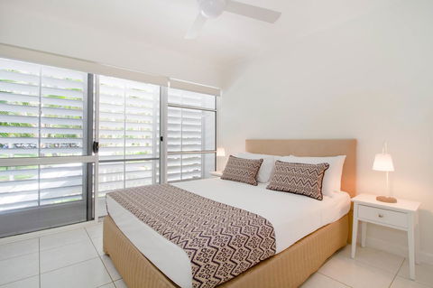 The White House Port Douglas - Accommodation VIC 26