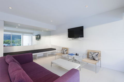 Pool Resort Port Douglas - Accommodation VIC 15