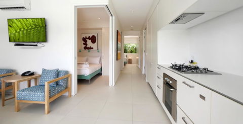 Pool Resort Port Douglas - Accommodation VIC 14