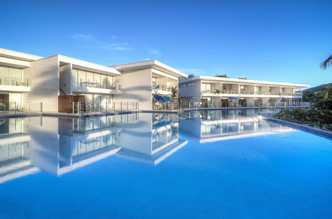 Pool Resort Port Douglas - Accommodation VIC 2
