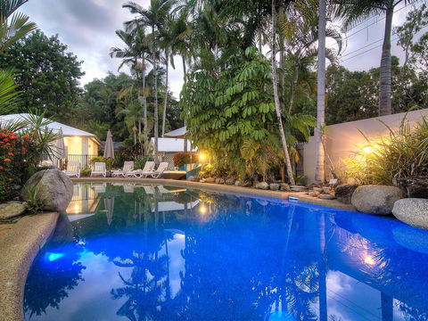 The Port Douglas Queenslander - Accommodation VIC 24