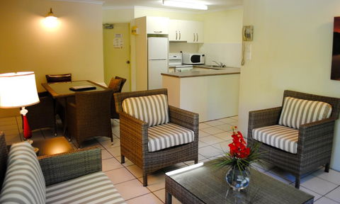 The Port Douglas Queenslander - Accommodation VIC 34