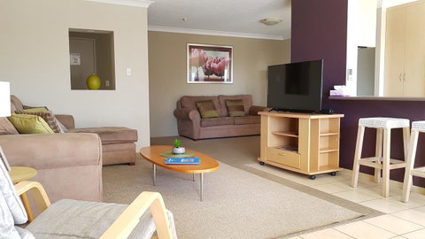 Surfers Chalet - Accommodation VIC 18