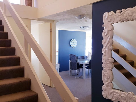Surfers Chalet - Accommodation VIC 34