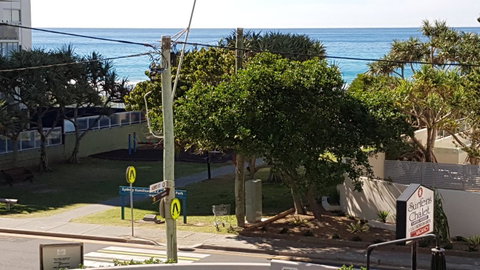 Surfers Chalet - Accommodation VIC 20
