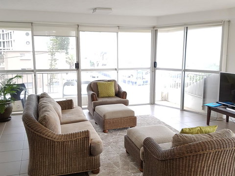 Surfers Chalet - Accommodation VIC 32