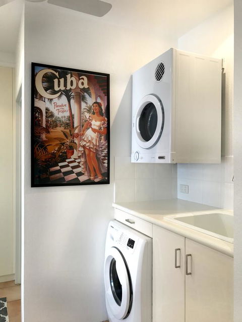 [ ANDY'S BEACH HOUSE ] - Accommodation VIC 37