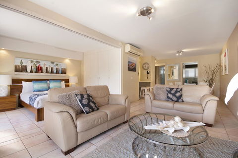 Saks On Hastings - Accommodation VIC 29
